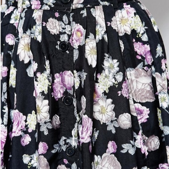 3/$50 Floral button-front midi maxi skirt by Yumi - Picture 3 of 5